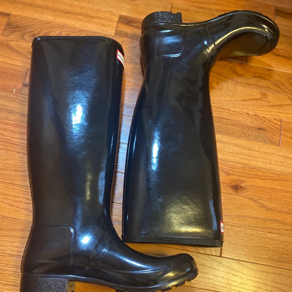 Black hunter rain boots